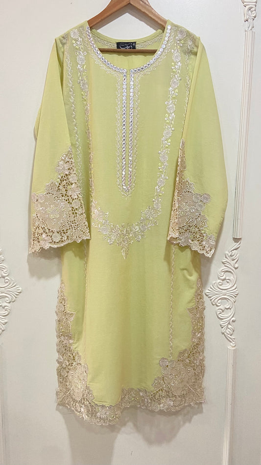 lemon applique Kurta.