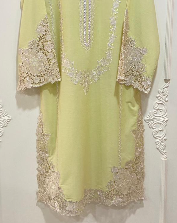 lemon applique Kurta.